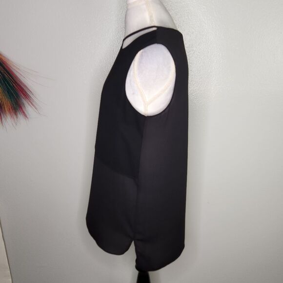 BCBGeneration Black Cut Out Neck Layered Look Chiffon Sleeveless Blouse Medium - Picture 6 of 8